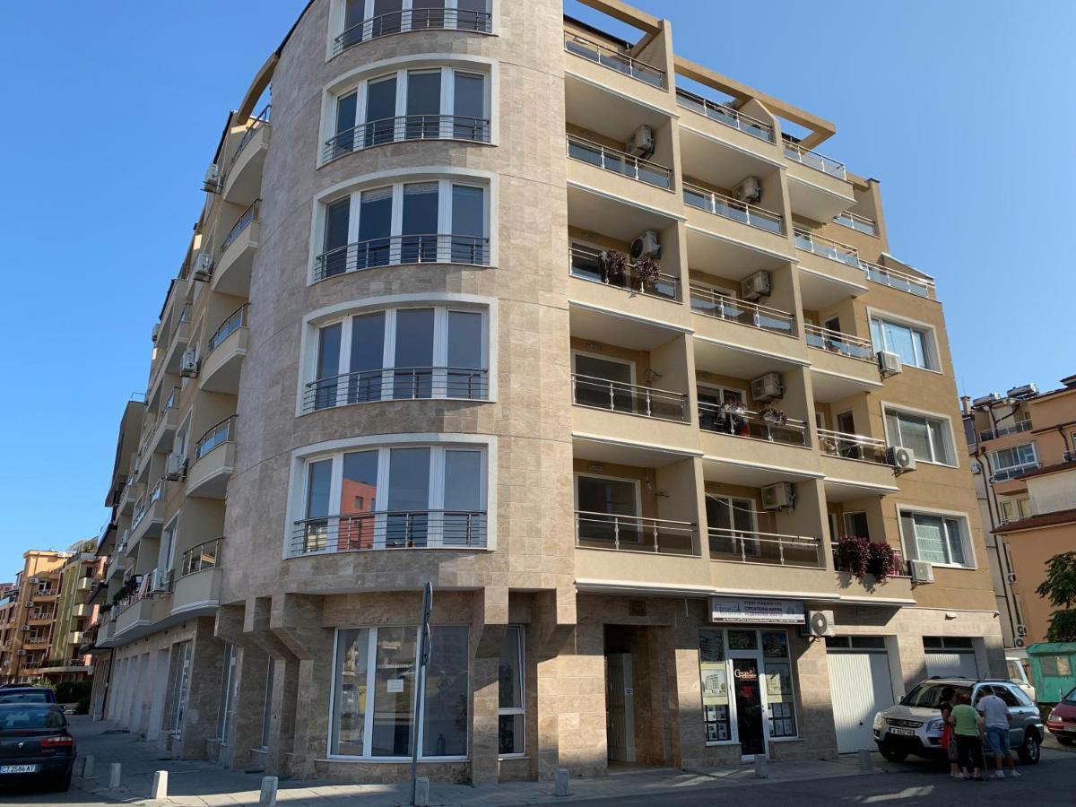 Sunny Days Luxury Apartment Pomorie Exterior photo